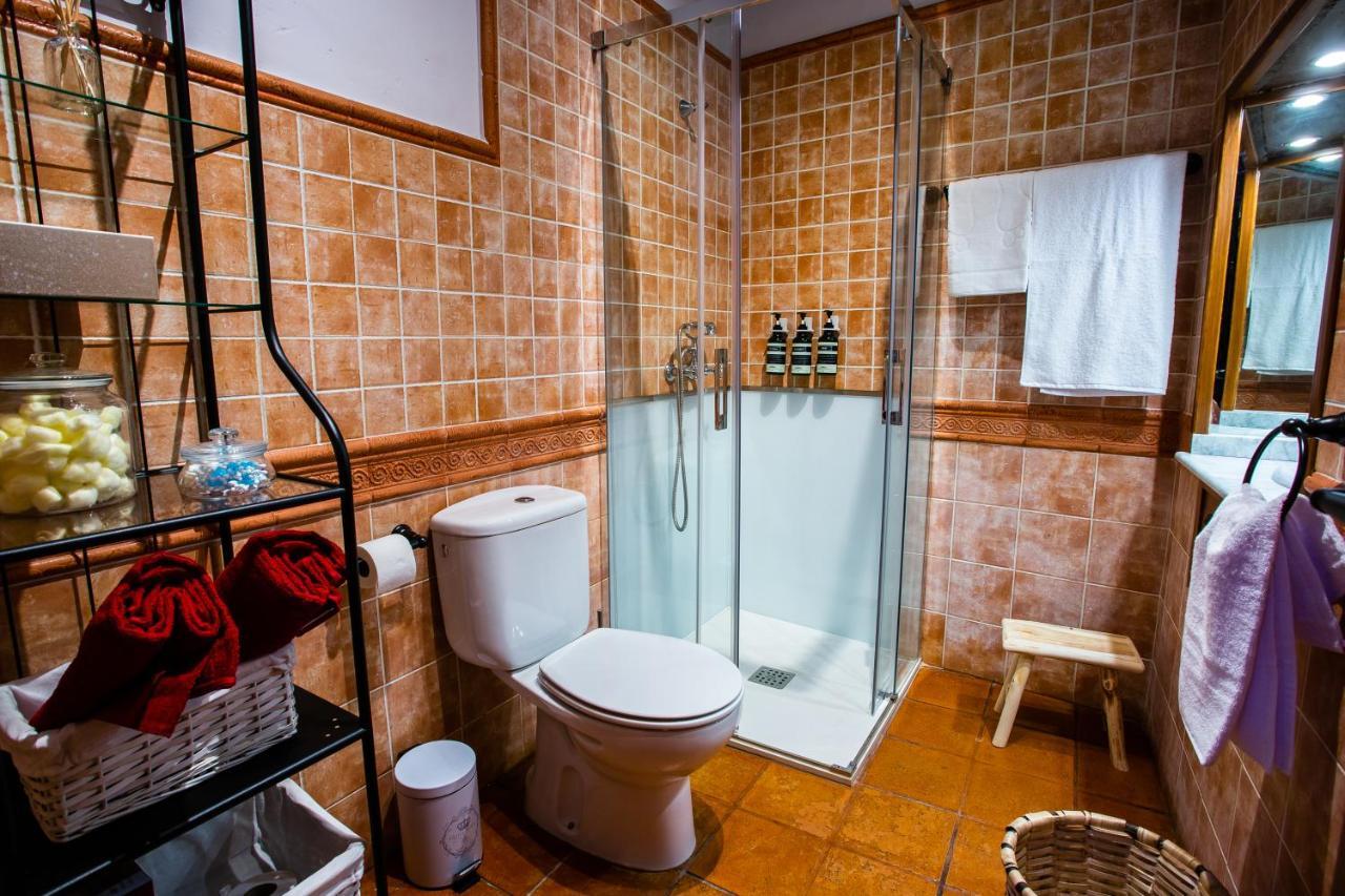 Apartamentos Puente De La Juderia Hervas Exterior photo
